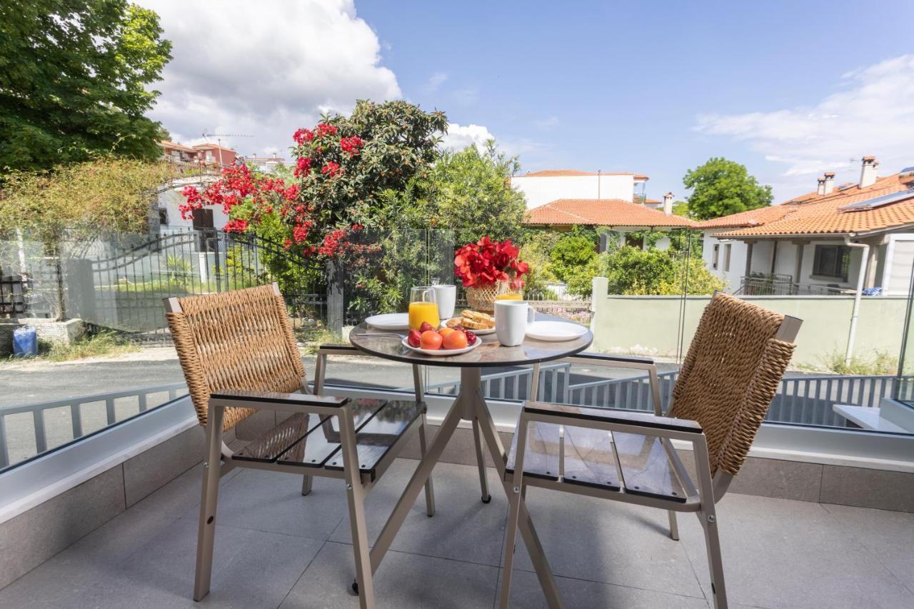 Notos Premium Holiday Apartments Pefkochori Bagian luar foto